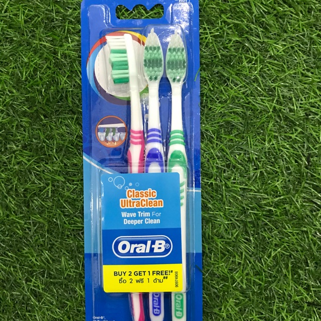 Bộ bàn chải 3 cây Oral B - Ultraclean