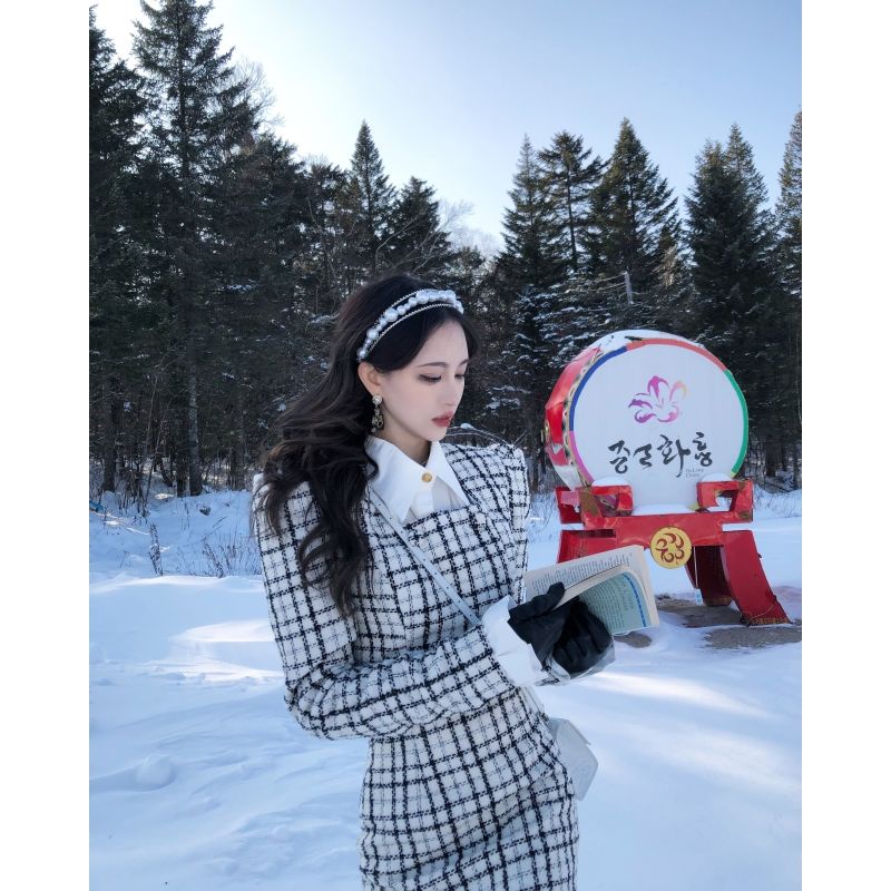 Áo Khoác Len Dáng Ngắn Họa Tiết Kẻ Sọc Thời Trang Cao Cấp Năm Mới 2022