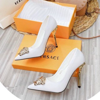 Giày cao gót Versacee gót vàng tag vàng logo nổi hàng đẹp full 4 màu gót 10p và 7p đen đỏ trắng(chat trước)