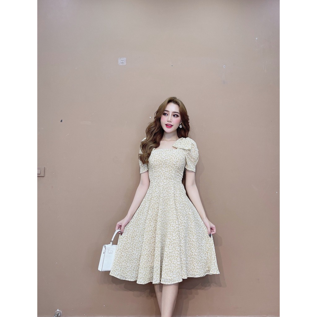 [Mã SKAMA06 giảm 8% tối đa 50K đơn 250K] Monoco- Váy hoa cô vuông đính nơ 2 bên vai- 8530 | BigBuy360 - bigbuy360.vn