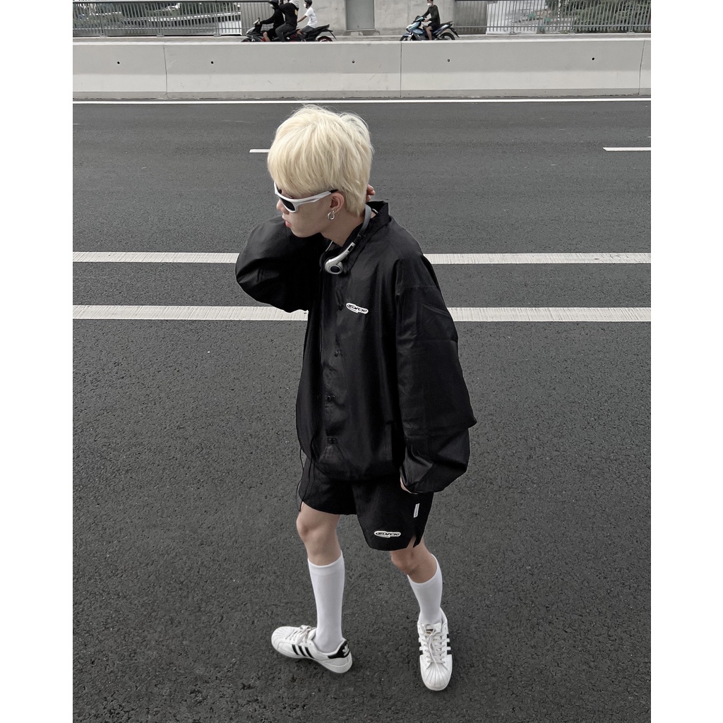 Áo khoác dù đen BLVCK - Tiny logo thêu nổi | BLACK
