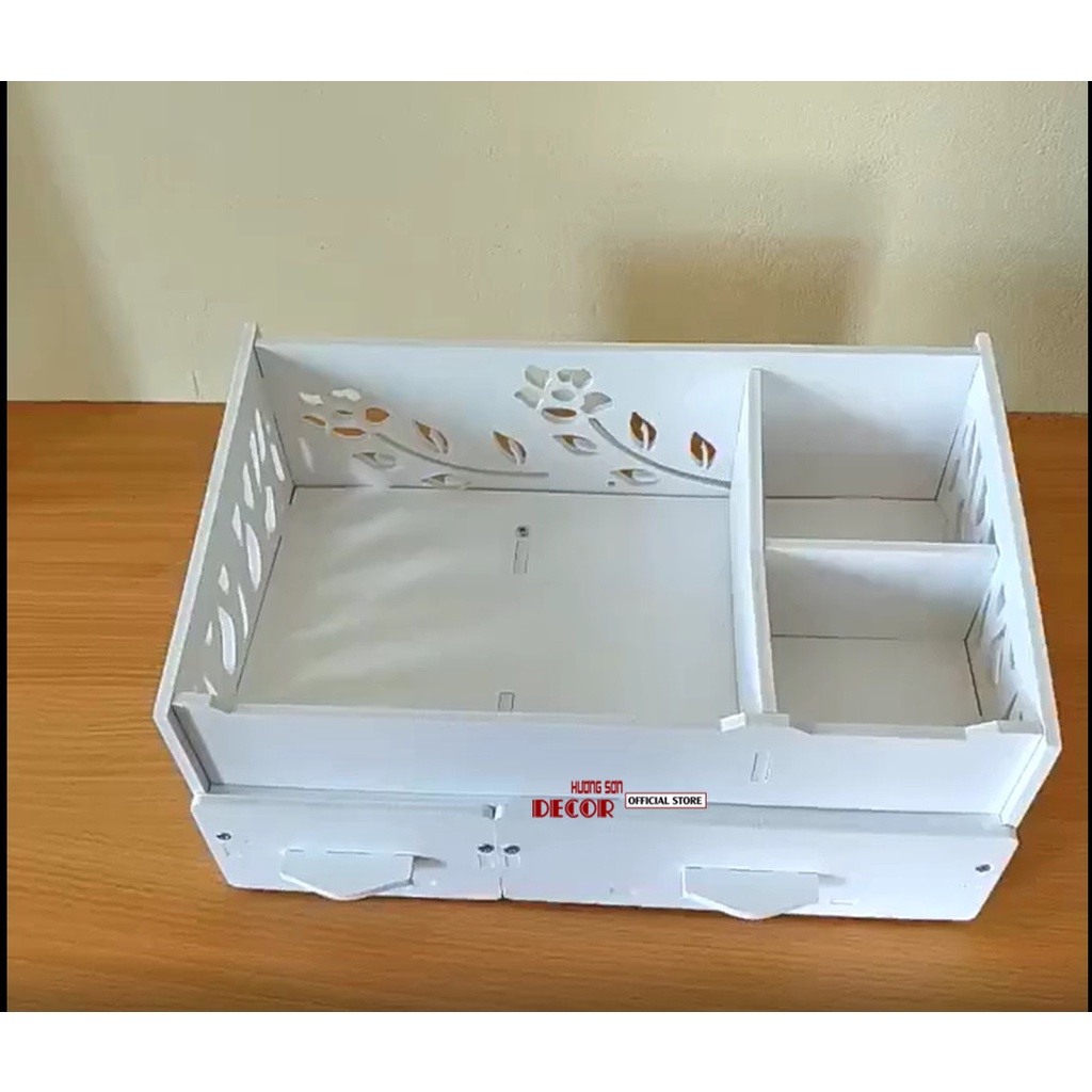 Kệ mỹ phẩm đựng đồ trang điểm gỗ nhựa cao cấp là vật dụng không thể thiều cho phái đẹp KMP 01