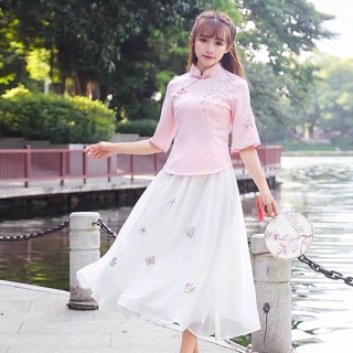 Sườn sám cách tân [ od hán phục cách tân]