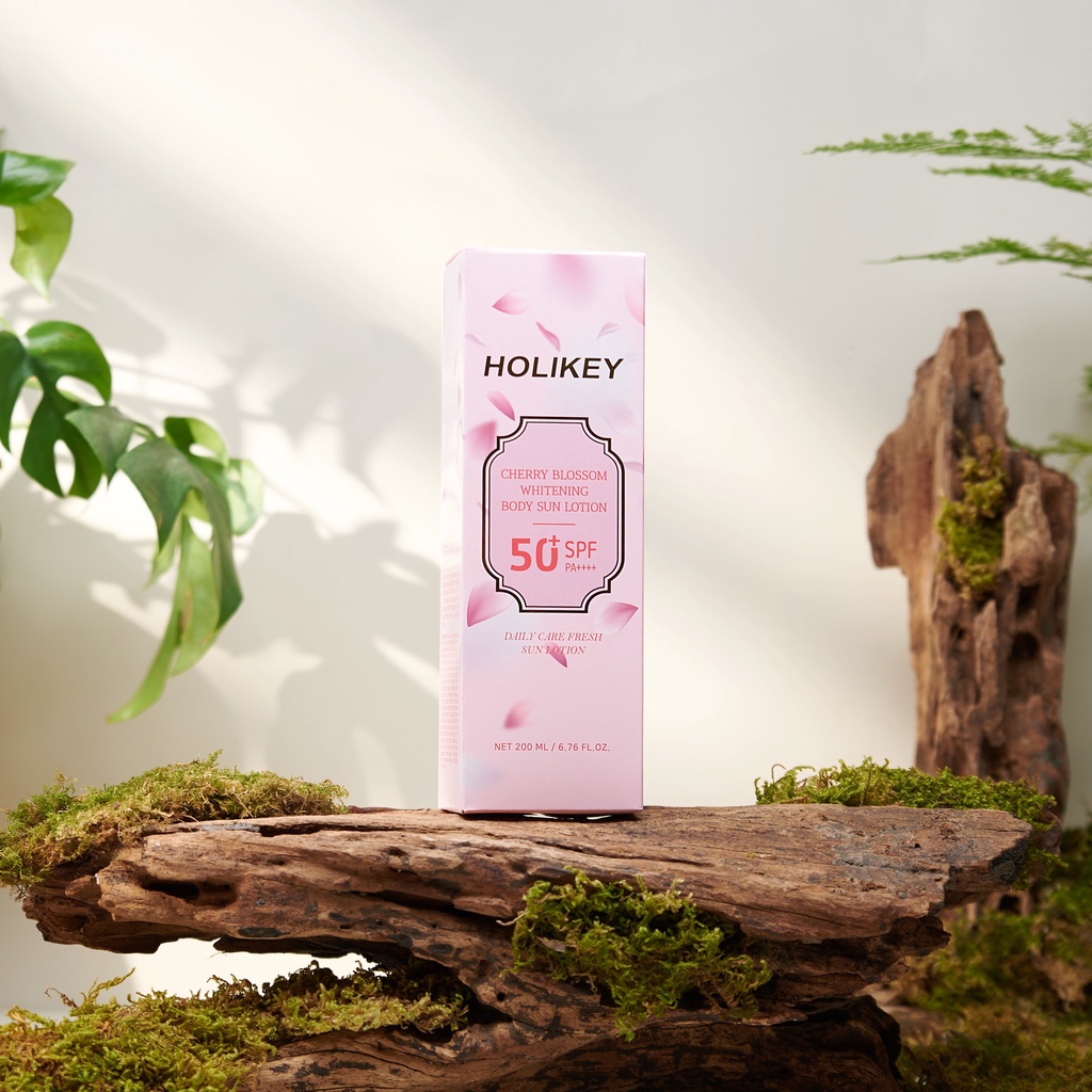 Kem Body Trắng Da Chống Nắng Holikey Hàn Quốc Cherry Blossom Whitening Lotion Giúp Trắng Da & Dưỡng Ẩm 200ml