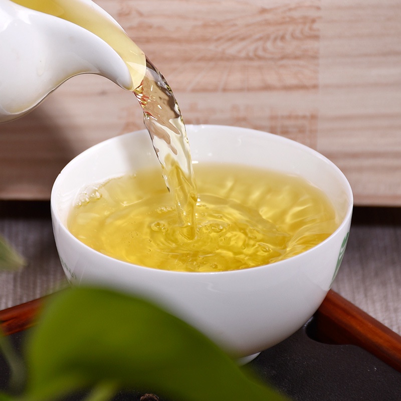 Trà Thiết Quan Âm Loại Thượng Cấp (500 gram đóng Thùng Gỗ có niêm phong)