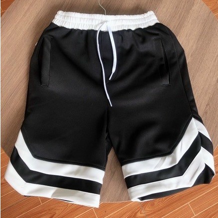 Quần Sort Unisex - Quần Sort Thể Thao Nam Nữ Viền Chữ V Có 2 Line Cá Tính, Năng Động, Đá Banh, Gym, Đi Biển | BigBuy360 - bigbuy360.vn