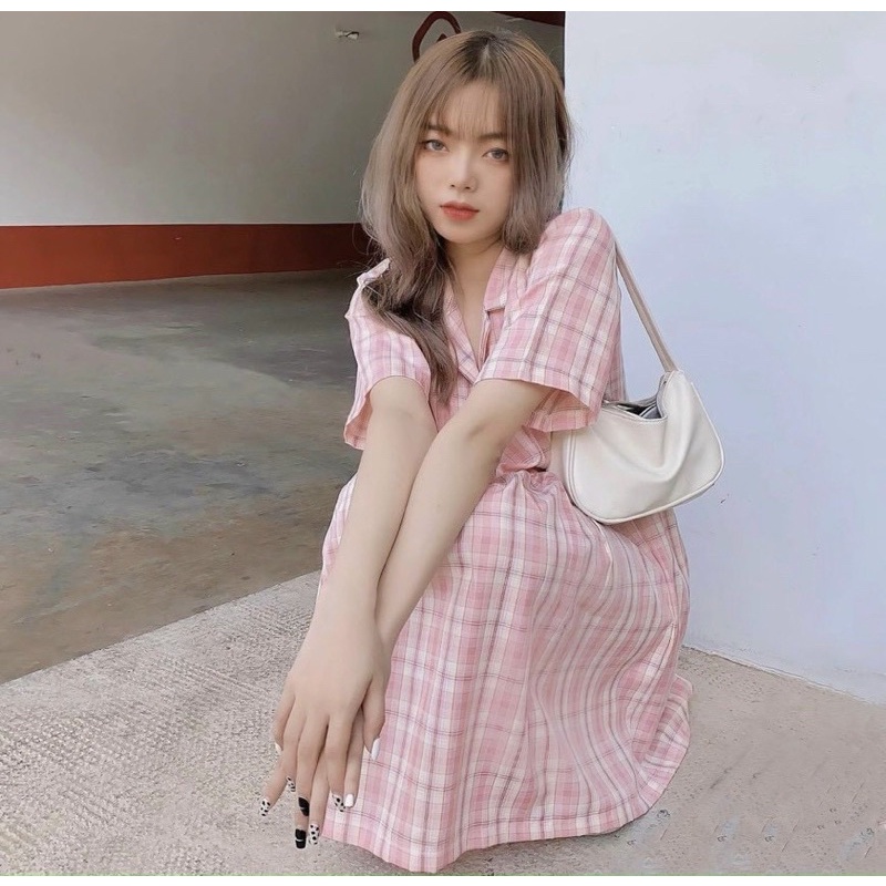 Đầm BbD hồng caro.