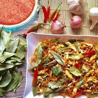 Lá móc mật khô 1kg