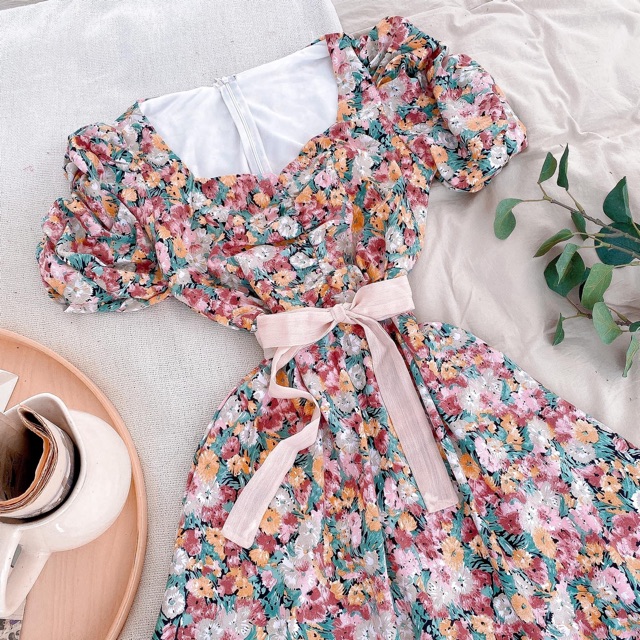 [Mã WAMT1505 giảm 10K đơn 0K] Đầm Hoa Xoè Cổ Vuông Nhún Ngực Tay Phồng | BigBuy360 - bigbuy360.vn