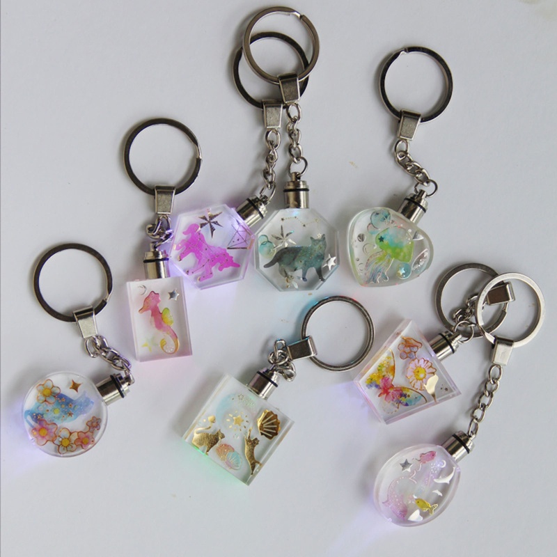 Khuôn Nhựa Làm Móc Khóa Hình Học Sáng Tạo