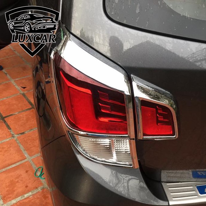 Ốp viền đèn pha, đèn hậu xe TOYOTA WIGO cao cấp nội thất LUXCAR