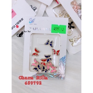 charm đá bướm trang trí móng đẹp