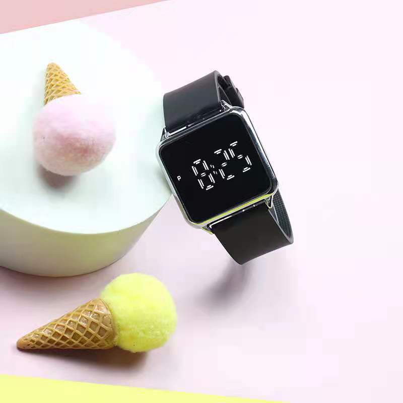 Đồng hồ điện tử mặt vuông tích hợp đèn LED kiểu dáng thời trang cho nam và nữ | BigBuy360 - bigbuy360.vn