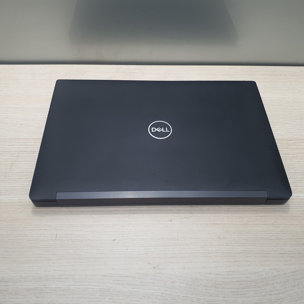 Laptop Dell Latitude 7490