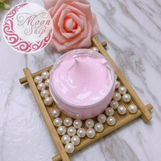 Kem dưỡng cổ trang Hoa Hồng Moon Ship Handmade