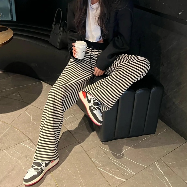 IELGY  Quần Dài Lưng Cao Dáng Rộng Họa Tiết Kẻ Sọc Trắng Đen Thời Trang Cho Nữ