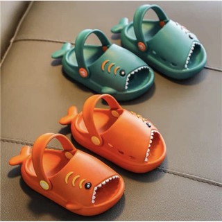 DÉP CÁ MẬP CÓ QUAI BABY SHARK CHO BÉ