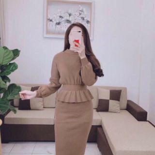 Váy len nữ.