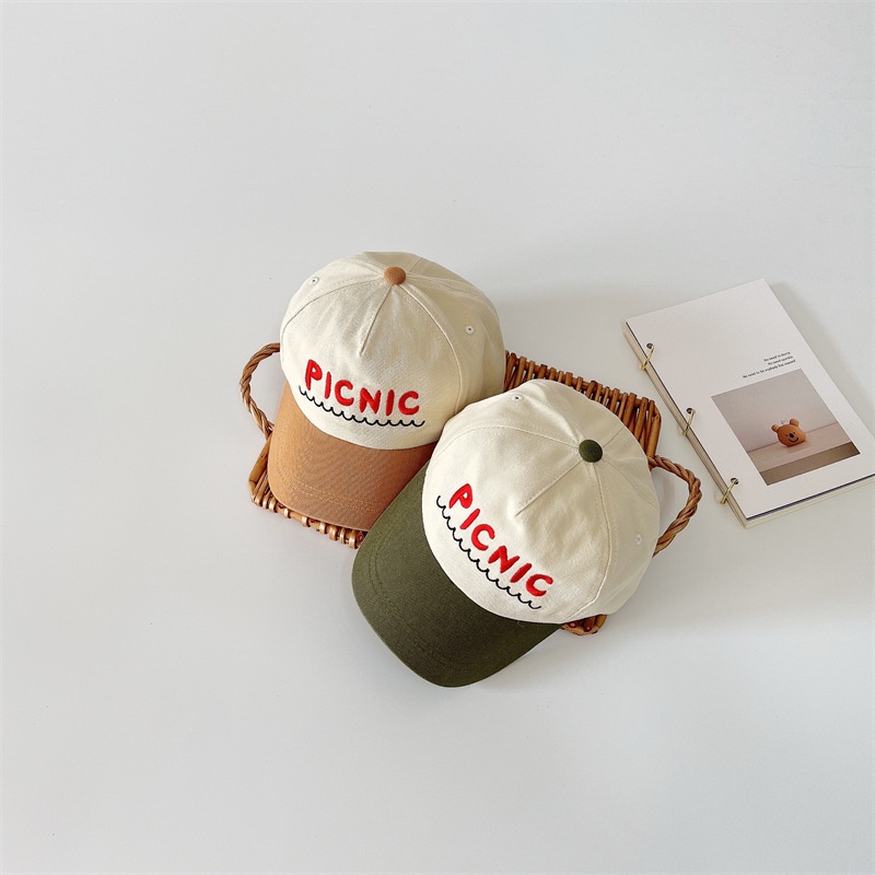 Mũ Lưỡi Trai Thêu Chữ Nhiều Màu Sắc Xinh Xắn Cho Bé