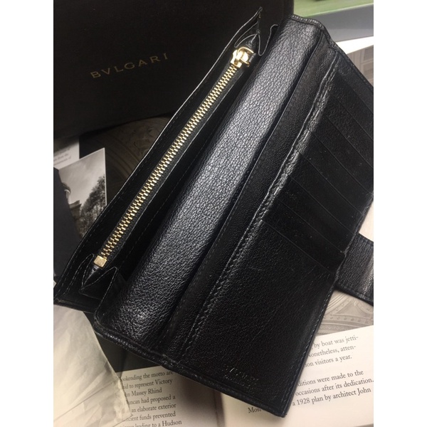 Ví bvlgari auth màu đen còn đủ pk