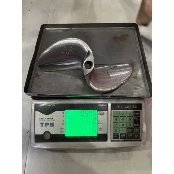 Chân vịt inox 13hp DB chân vịt 2 cánh inox 304