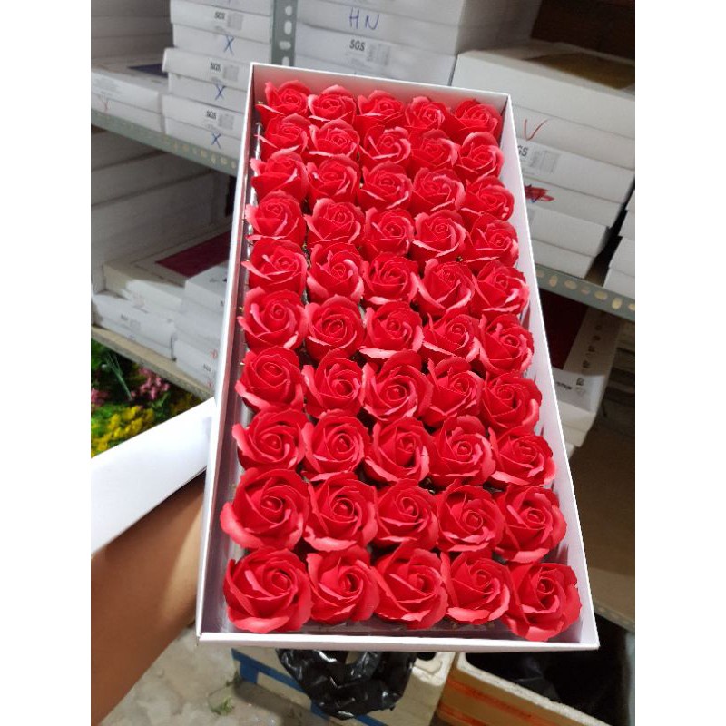 Hộp 50 đầu bông hoa hồng sáp thơm làm quà tặng dịp lễ valentine, 8/3, 20/10, sinh nhật, ngày kỉ niệm