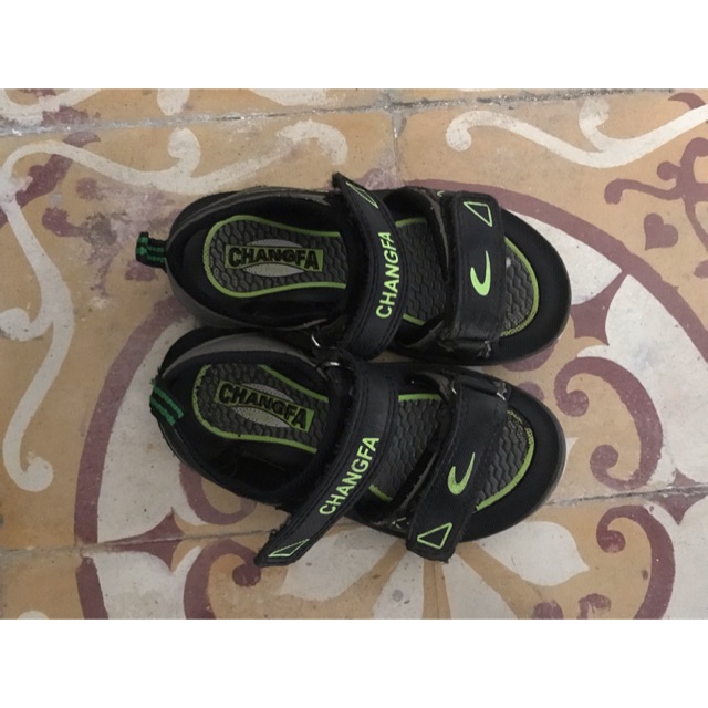 Giầy nguyễn trà my