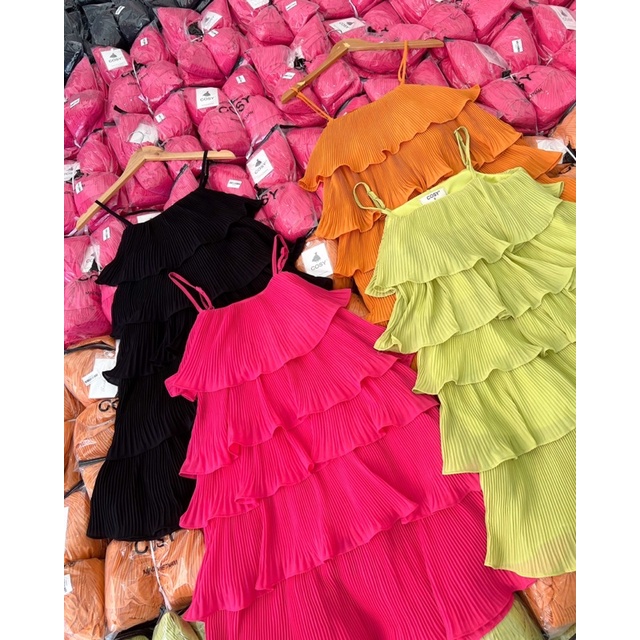 Váy maxi hai dây dập li bèo tầng 4 màu