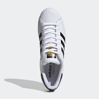 Giày hiệu Adidas Super Star tem vàng
