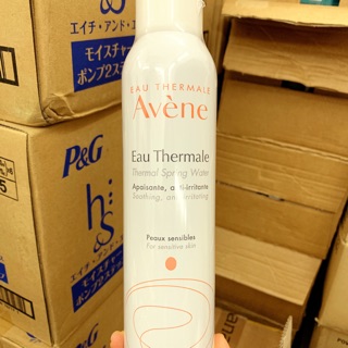 Nước xịt khoáng