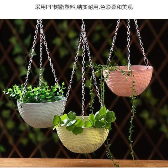 chậu nhựa treo dây xích
