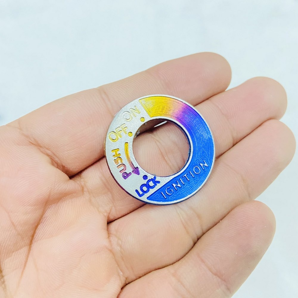 Combo tem titan dán ổ khóa kèm ốp nắp dầu titan xe SIRIUS 110 RC