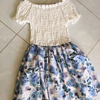 Đầm xoè công chúa
