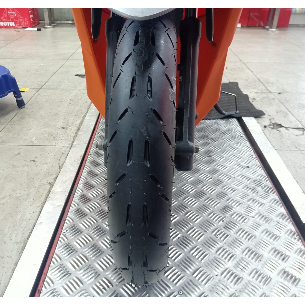 Vỏ Michelin Pilot Moto GP 80/90-14 hoặc 90/90-14