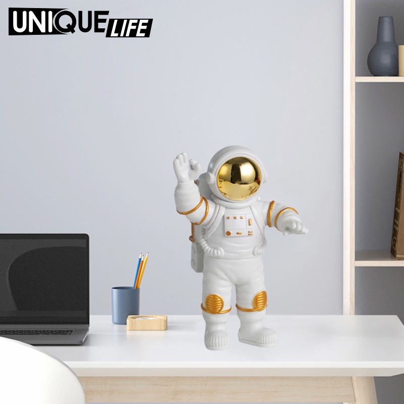 Mô hình phi hành gia có đèn LED siêu đẹp dành cho trang trí bàn làm việc phòng ngủ