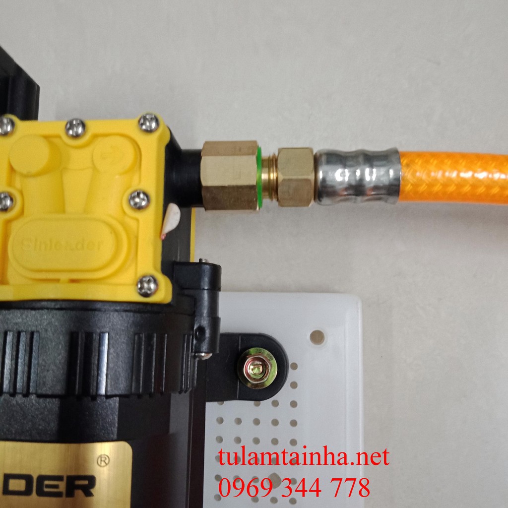 Đầu nối ra dùng cho bơm đôi 12V, 8mm và 14mm