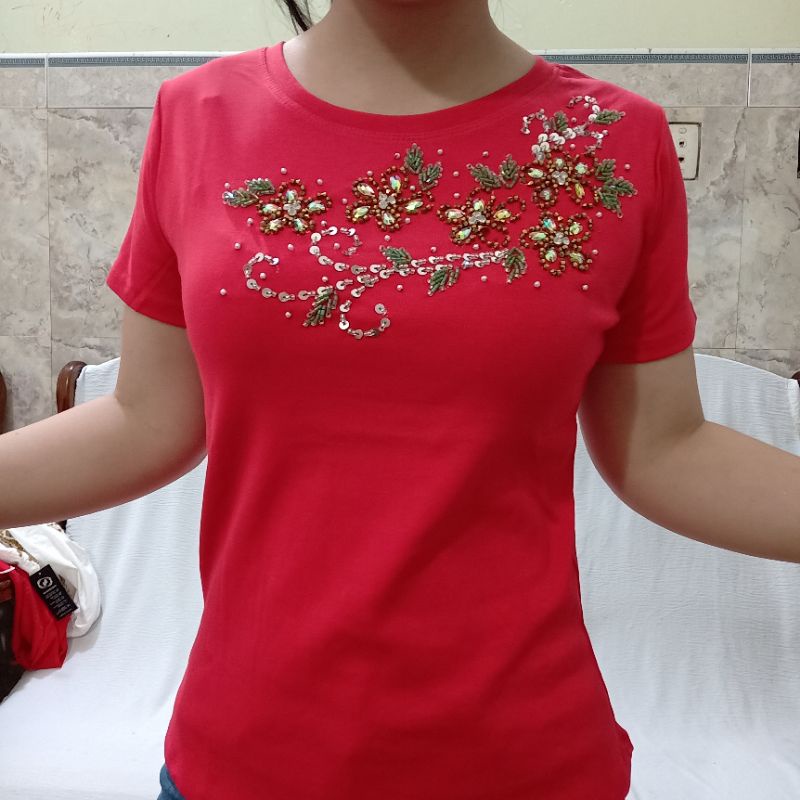 Áo Thun Nữ Thiết Kế Kết Cườm Thủ Công Đẹp ,sang Trọng