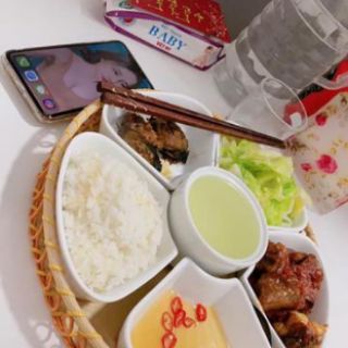 Bộ đồ ăn hoa mai