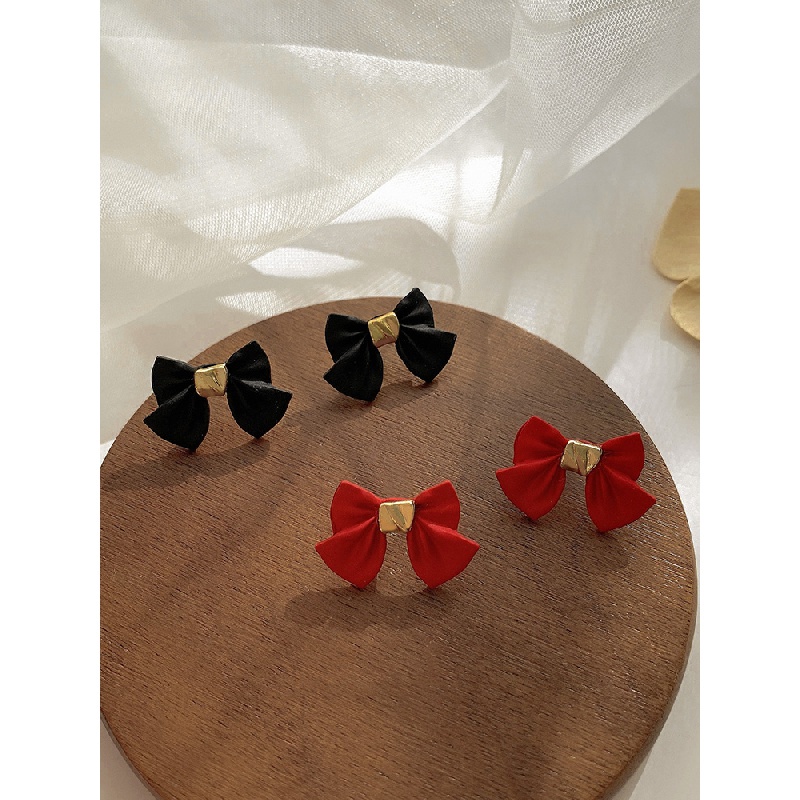 Khuyên tai hình nơ duyên dáng thời trang