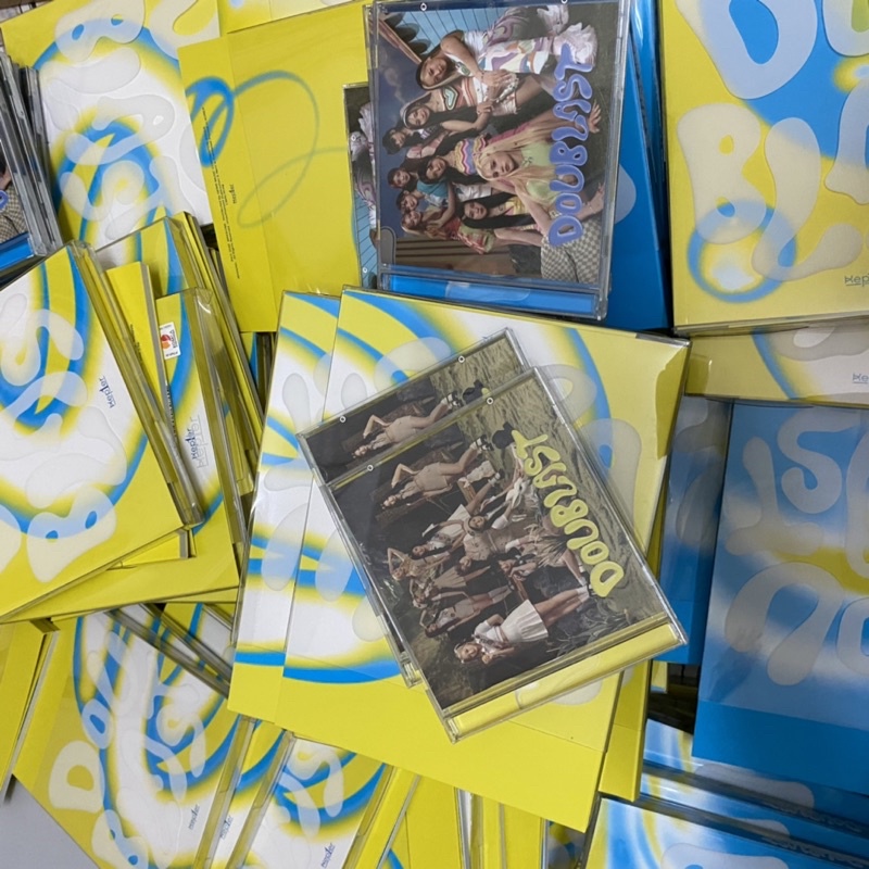 Album rỗng nhóm nhạc Kep1er