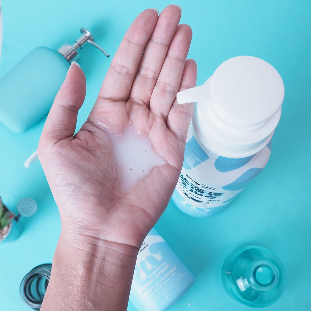 [Shower] Sữa tắm dưỡng ẩm & mịn da Beauty Buffet Made in Nature Hokkaido Milk 700ml | BigBuy360 - bigbuy360.vn