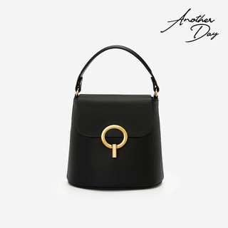 Vascara Túi Xách Tay Phối Khóa Tròn SAT 0253 Màu Đen