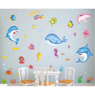 Decal dán tường cá voi nhỏ