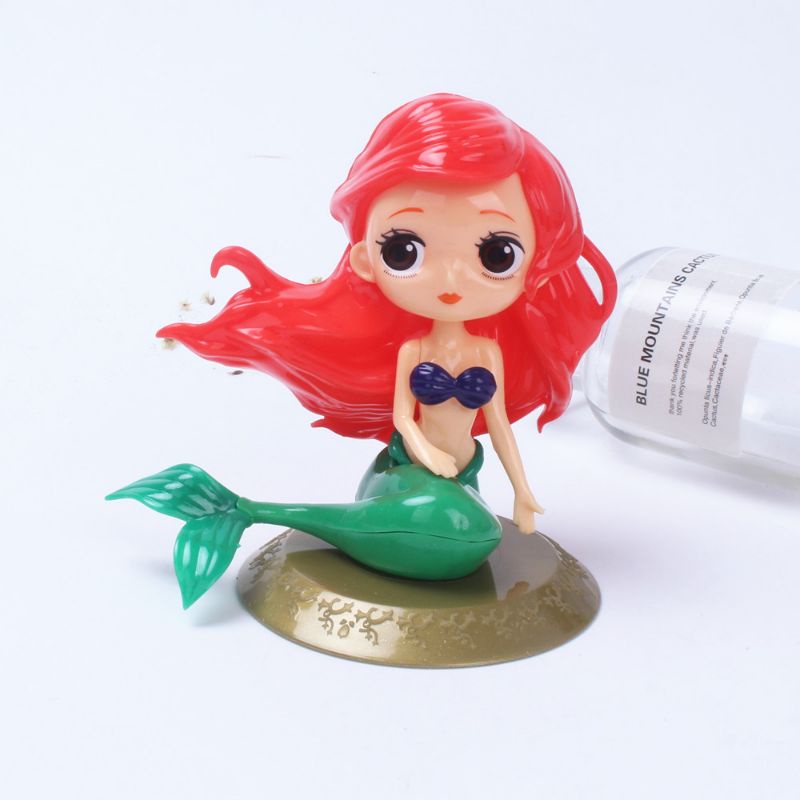 Búp bê trang trí bánh