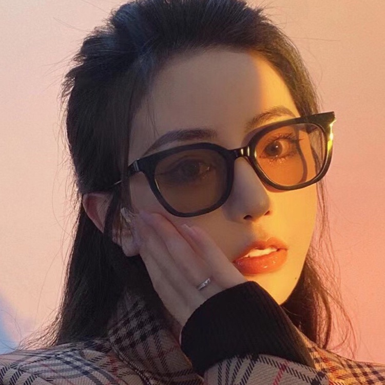 Kính Mát Tròng Hình Học Cho Nam Nữ