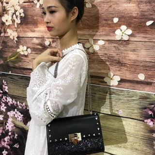 Túi charles and keith đinh nhũ authentic