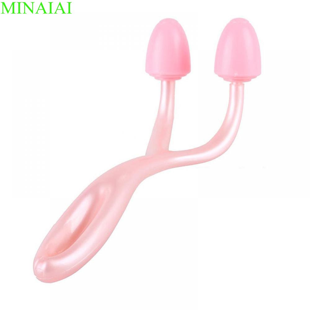 Con lăn mát xa nâng mũi tạo hình dọc dừa lâu dần rất đẹp nhé hàng tốt B162