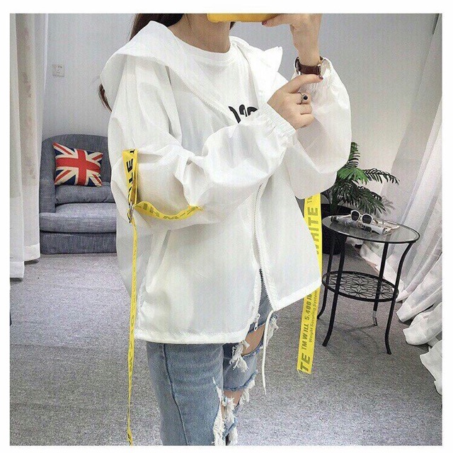 Áo khoát dù nữ phối dây trẻ trung | BigBuy360 - bigbuy360.vn