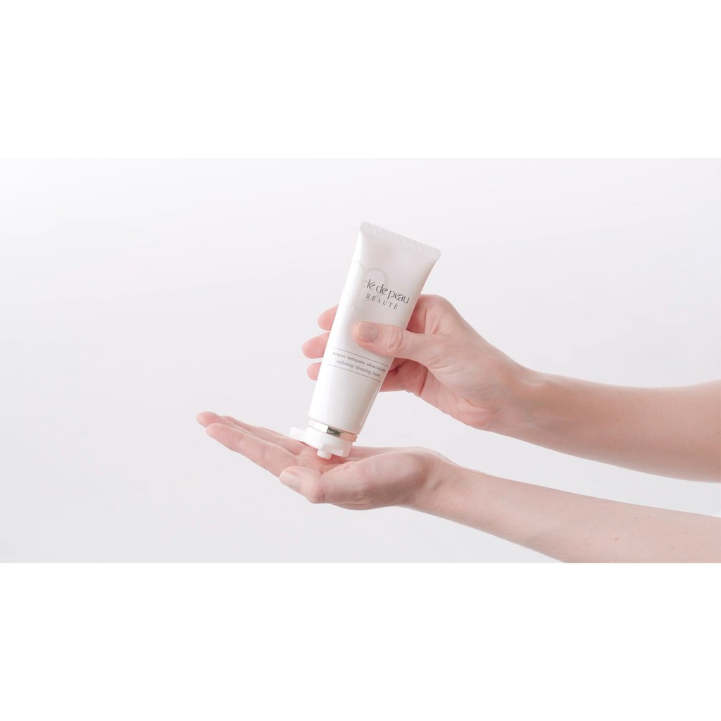Sữa Rửa Mặt Sạch Sâu Softening and Clarifying Cleansing Foam
