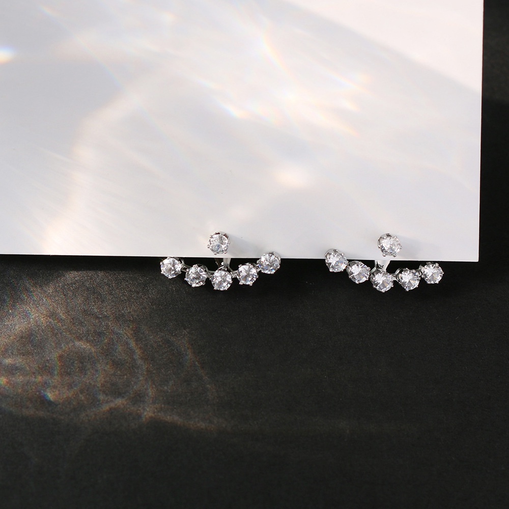 Bông tai titan vòng cung đính đá 2 trong 1 không gỉ WE2103